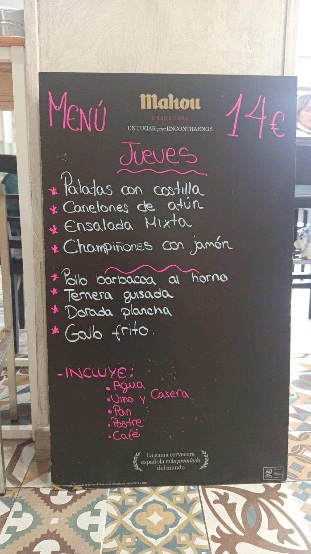 Hostal Restaurante Central La Virgen del Camino Exterior photo